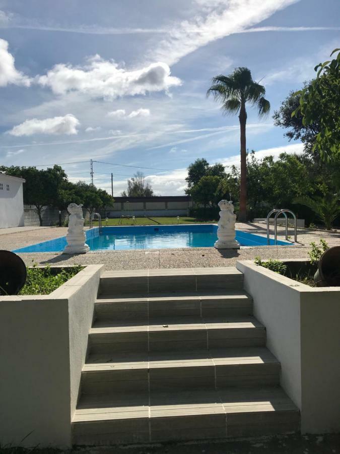 Villa Pilonga Dos Hermanas Exterior foto